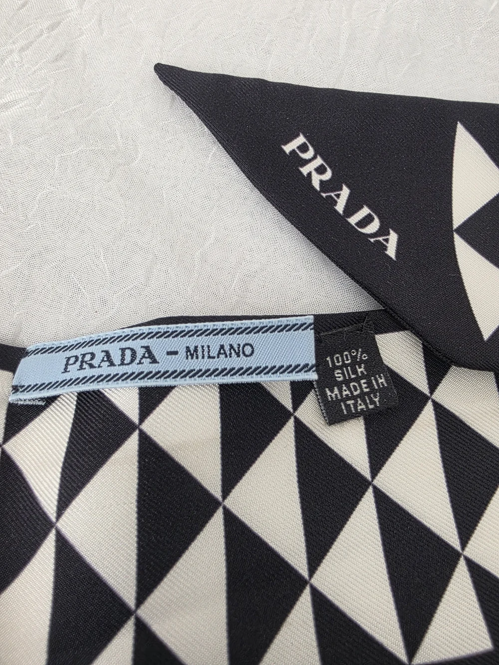 Auth Prada Triangle Geometric Silk Twilly - Picture 7 of 8